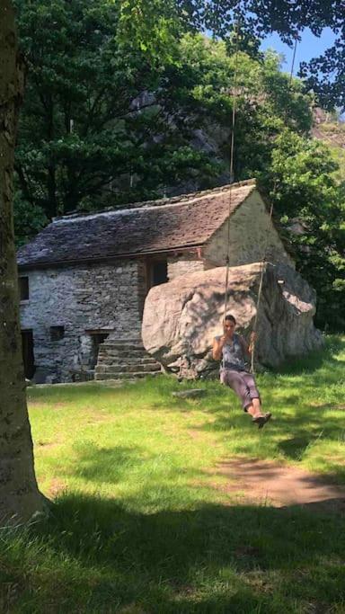 Séjour à la campagne Rustico Gin Avegno Torbecc, Vallemaggia, Tessin, Gordevio